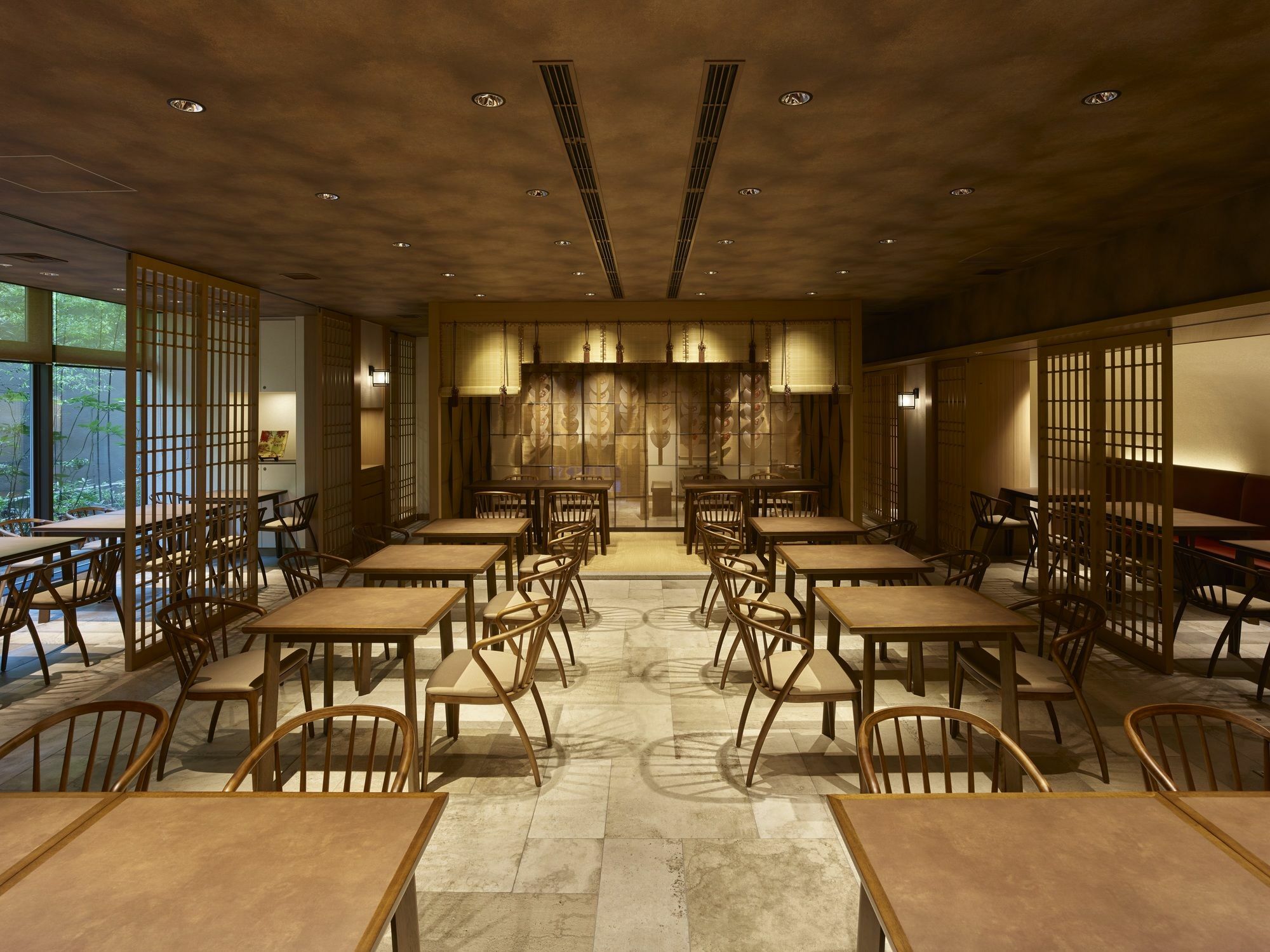 Hotel The Celestine Kyoto Gion Exteriér fotografie Interior of a restaurant in Kyoto